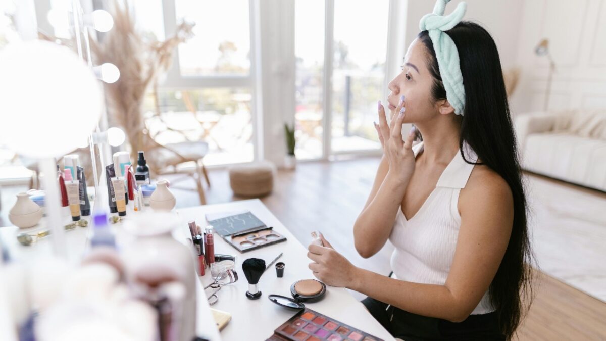 Galleria foto 'Make up, gli errori più comuni. Fate molta attenzione!' - foto 2