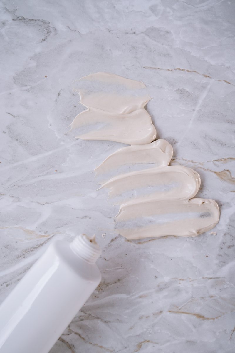 Galleria foto 'Cura del Viso: 5 mosse per una Beauty Routine perfetta' - foto 6