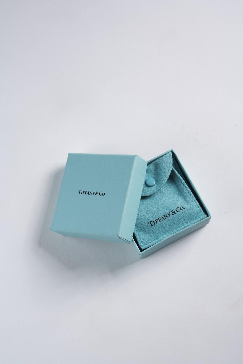 Galleria foto 'Come nasce il Tiffany Blu, il colore simbolo della maison di gioielli più celebre di sempre!' - foto 4