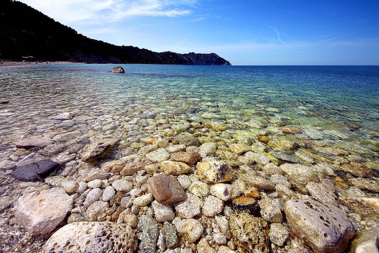 spiaggia dei gabbiani