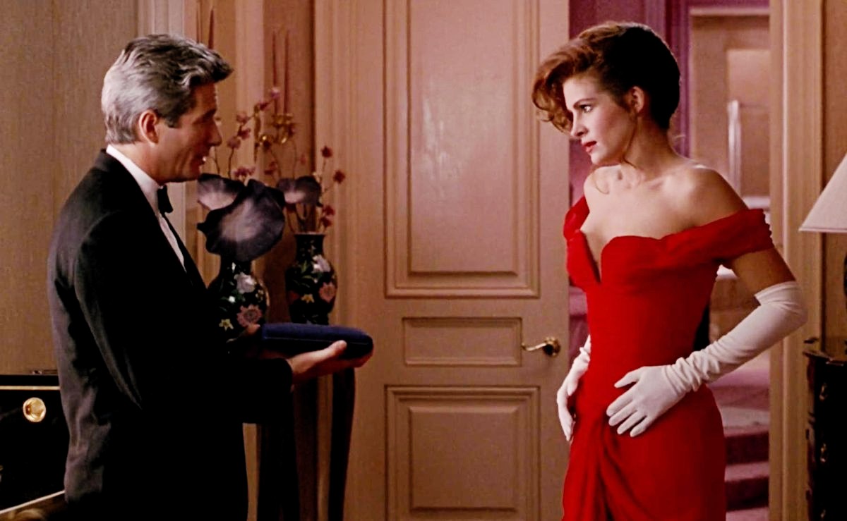 Galleria foto 'Cinema e TV: 6 outfit iconici del piccolo e grande schermo!' - foto 1