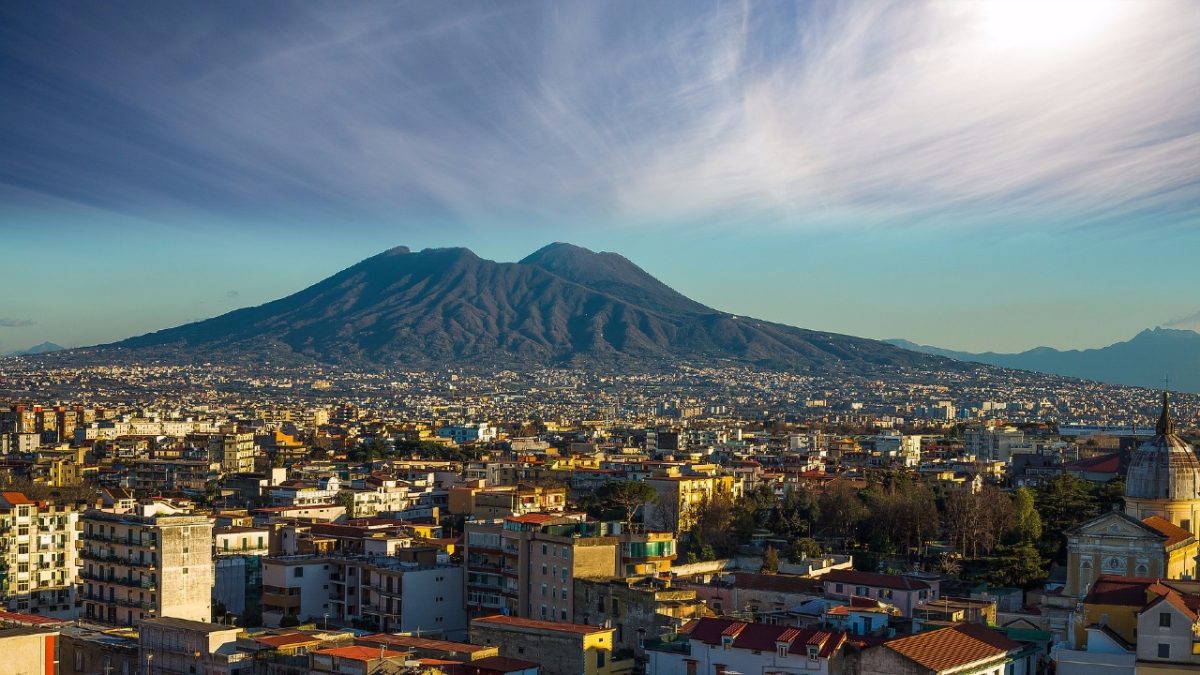 Napoli: 6 esperienze imperdibili all’ombra del Vesuvio