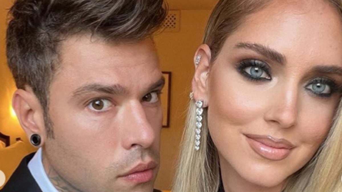 Chiara Ferragni e Fedez glamour sul set della loro serie Tv