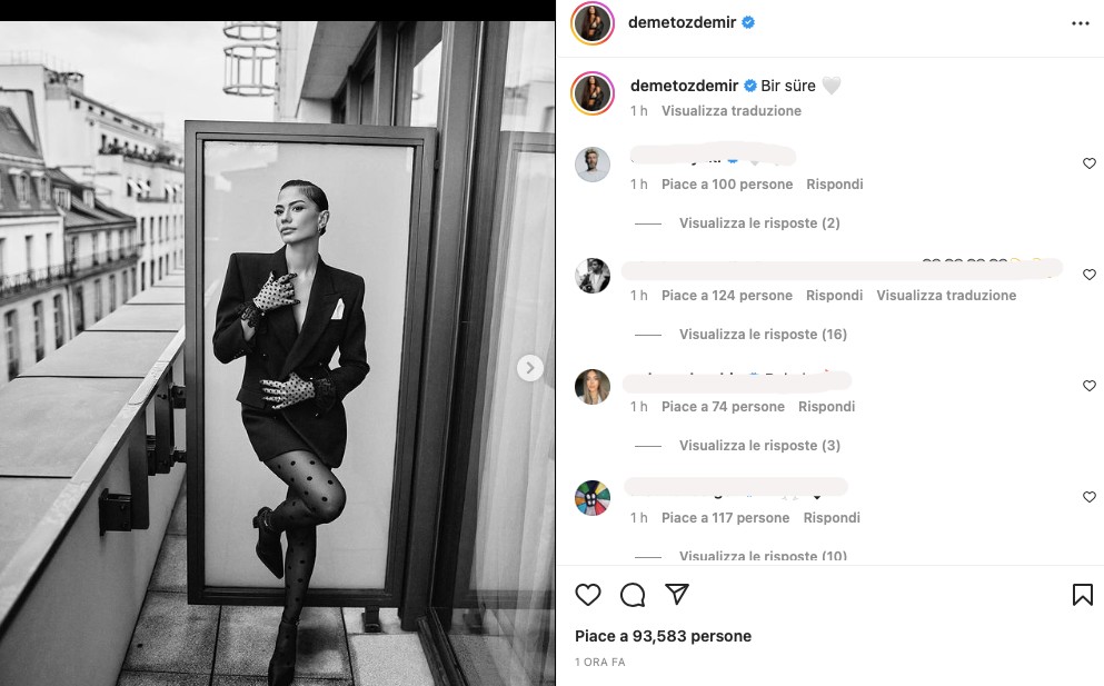 Galleria foto 'Demet Ozdemir bellissima a Parigi, le foto fanno furore!' - foto 2