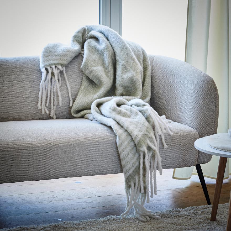 Galleria foto '6 Coperte e Plaid morbidissimi per scaldare le tue serate autunnali. Lasciati coccolare!' - foto 6