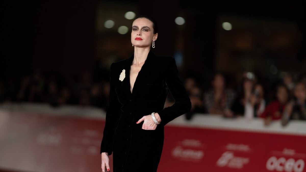 Kasia Smutniak sceglie Armani per il Festival del Cinema di Roma