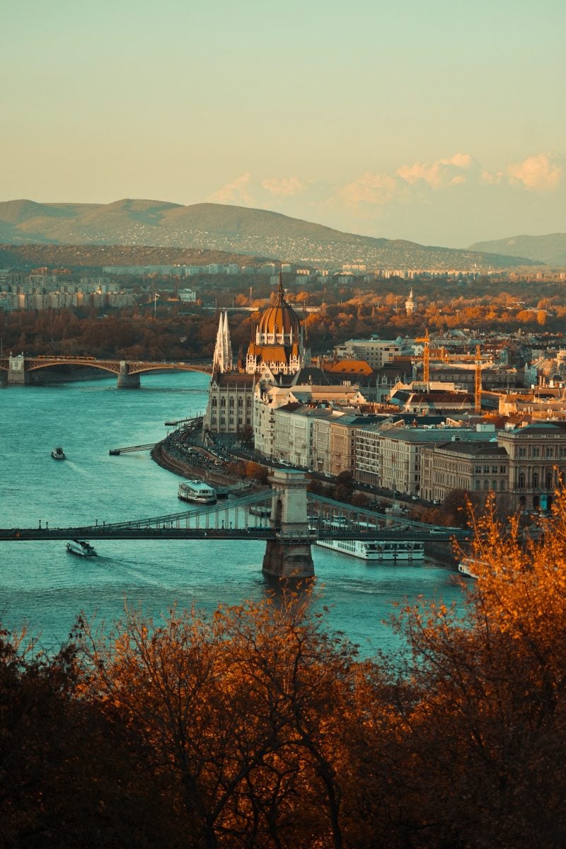 Galleria foto 'Città Autunnali: 5 mete Europee da visitare assolutamente nella stagione del foliage' - foto 2