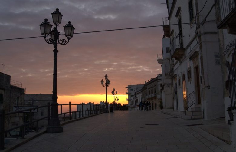 puglia borgo cisternino