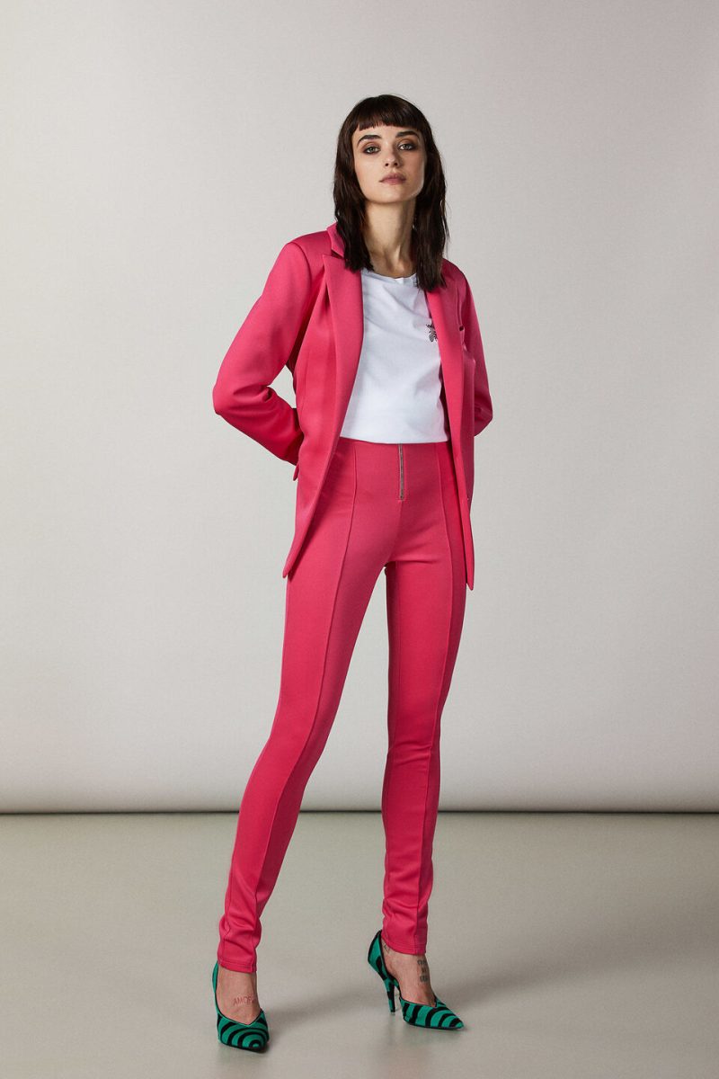 Galleria foto 'Gli outfit business chic di Patrizia Pepe: 7 Completi da donna di classe!' - foto 5