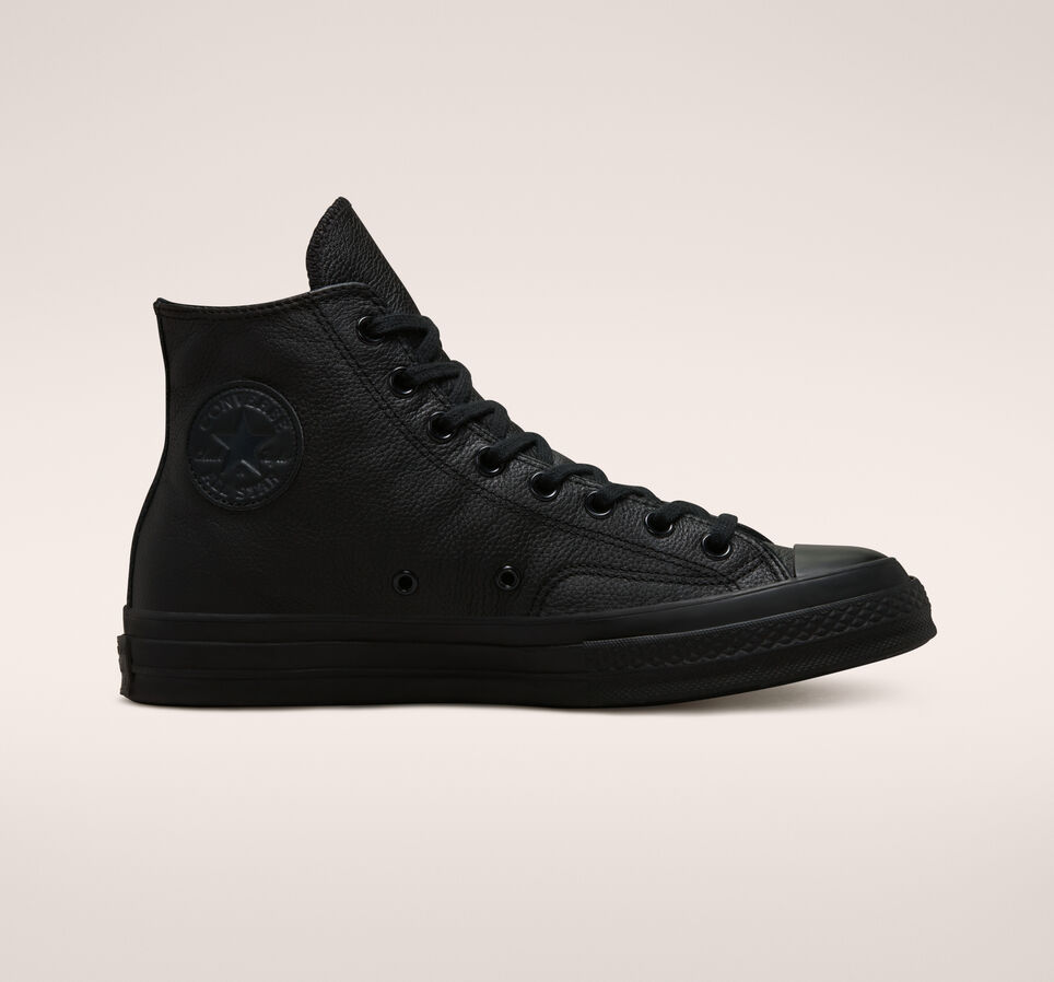 converse nera