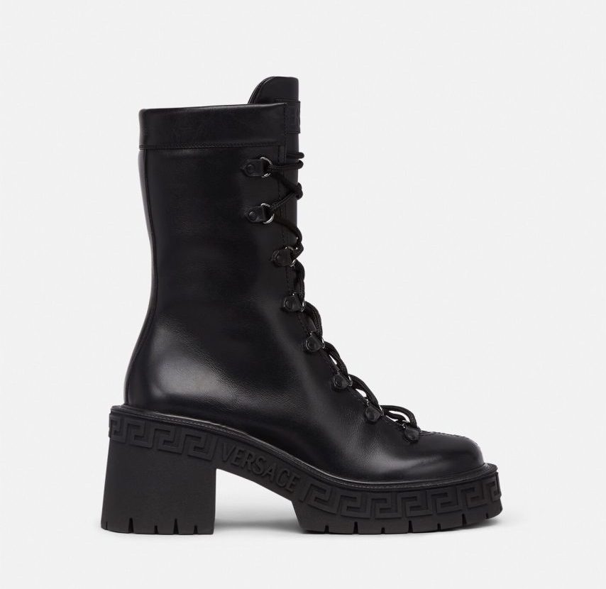 Galleria foto '6 splendidi Stivali con Plateau da avere assolutamente per un look super cool!' - foto 4