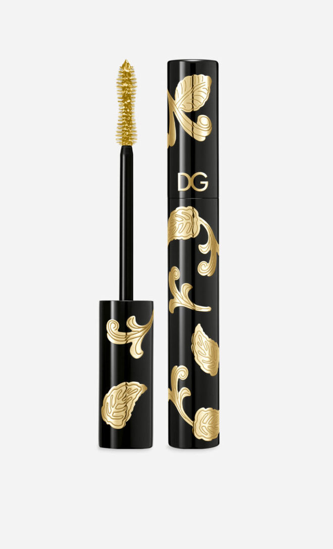 Galleria foto 'Mascara Colorati: 5 nuance che illumineranno il tuo sguardo!' - foto 4