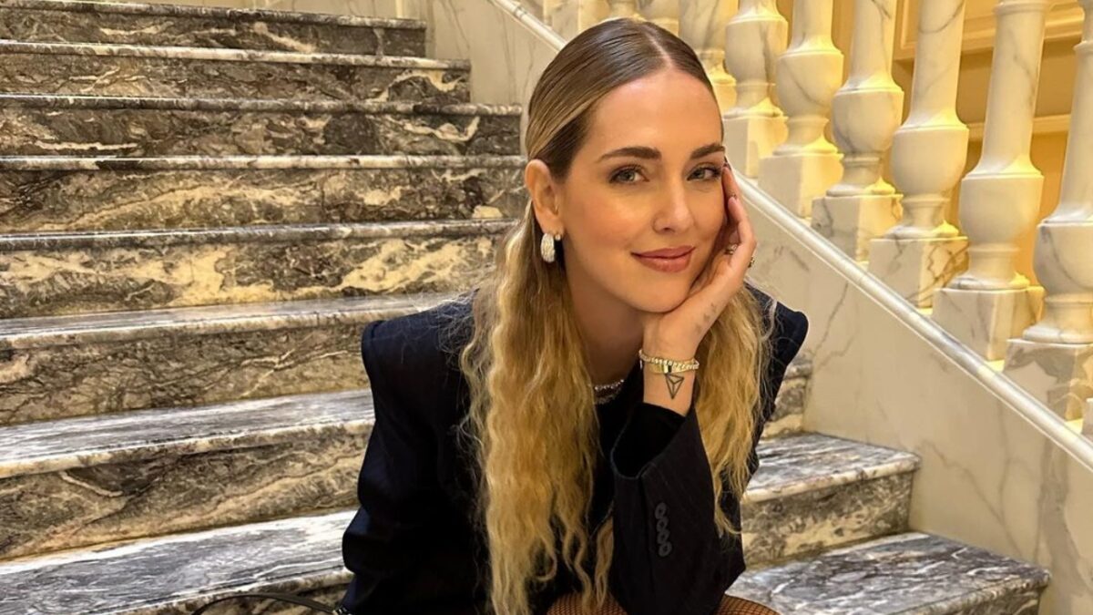 Chiara Ferragni e il completo gessato, il nuovo trend della stagione!