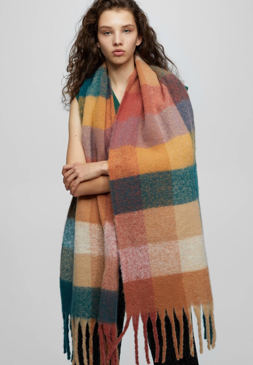 Galleria foto '6 Maxi Sciarpe Tartan super morbide e stilose' - foto 3