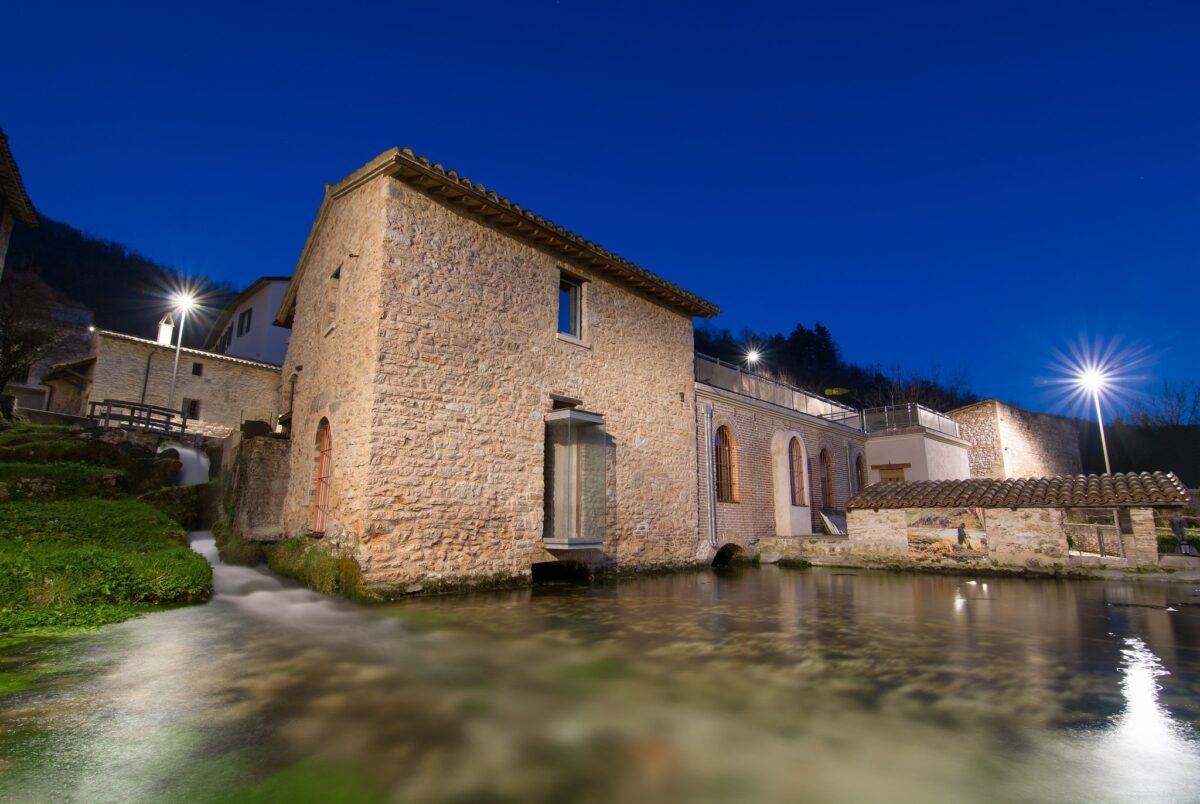 Galleria foto 'Rasiglia: 5 cose da fare e da vedere nella piccola Venezia d’Umbria' - foto 1