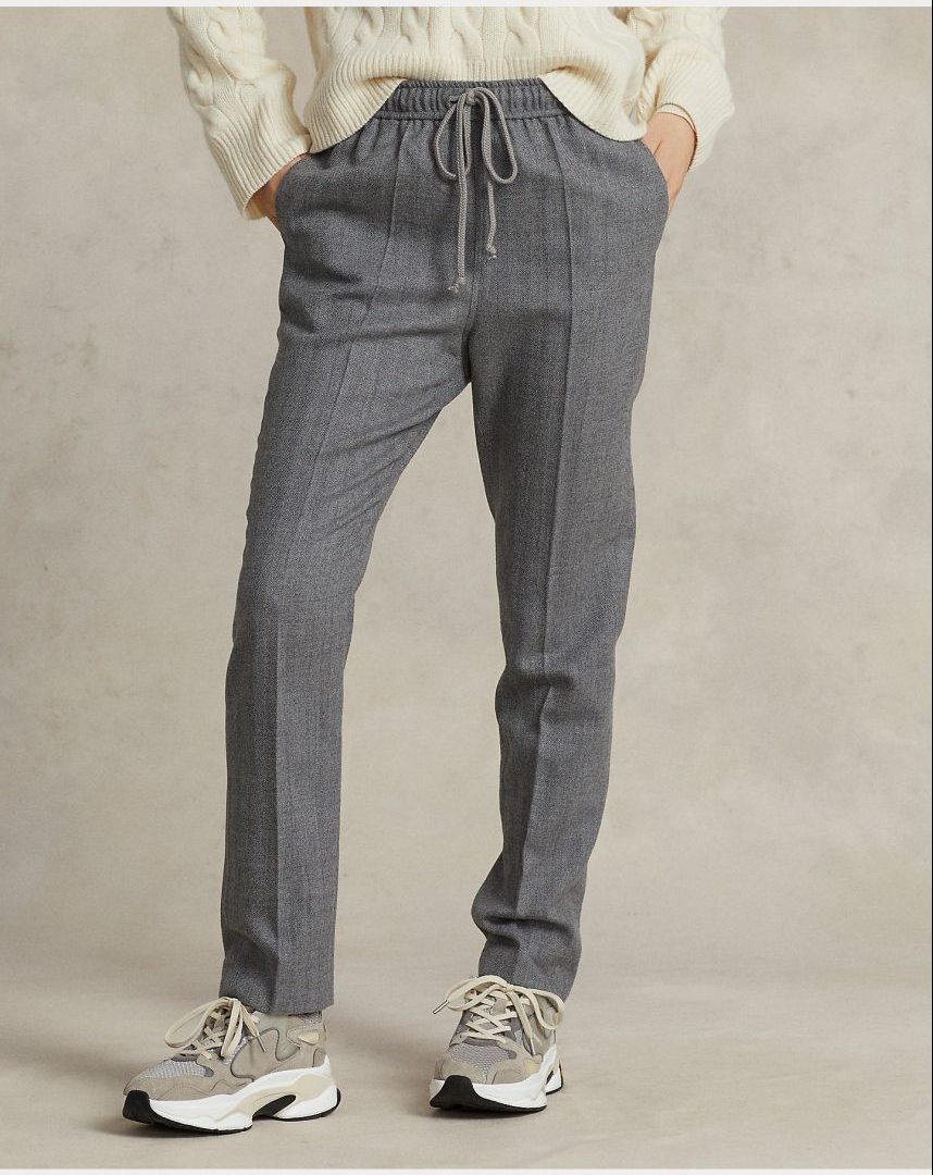 Galleria foto 'Come vestirsi per trascorrere un pomeriggio con i Bimbi: 7 Capi comfy chic per un Outfit da Super Mamma!' - foto 8