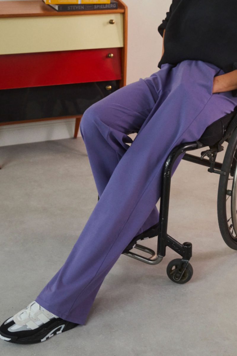 Galleria foto 'Look senza compromessi: Zalando lancia la linea Adaptive dedicata alle persone con disabilità' - foto 2