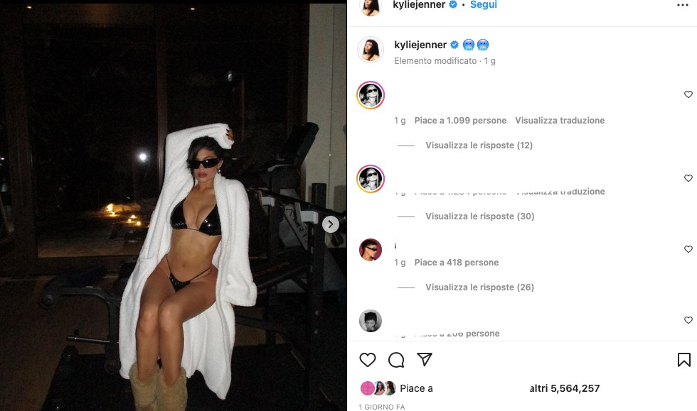 Galleria foto 'Kylie Jenner tra la neve in costume da bagno e pose provocanti' - foto 2