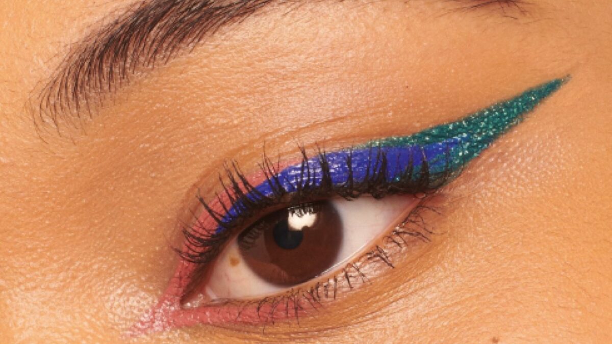 Eyeliner glitterati: i 6 più scintillanti da indossare la notte di Capodanno!