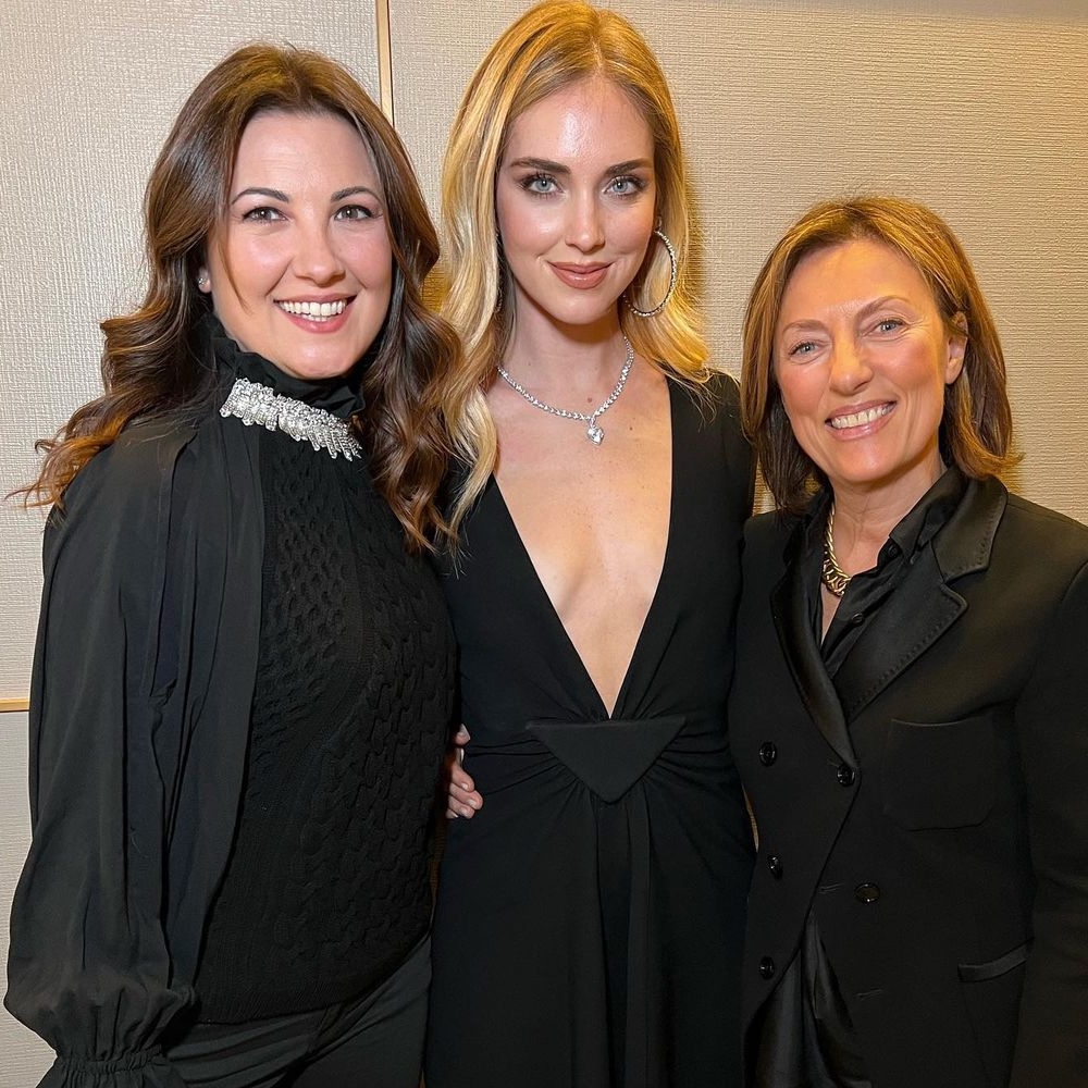 Galleria foto 'Chiara Ferragni, la scollatura vertiginosa per incontrare Gianni Morandi e Amadeus!' - foto 2