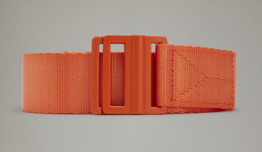 Galleria foto 'Yohji Yamamoto per Adidas: 10 Capi e Accessori dalla nuova sovversiva Collezione Y-3' - foto 6