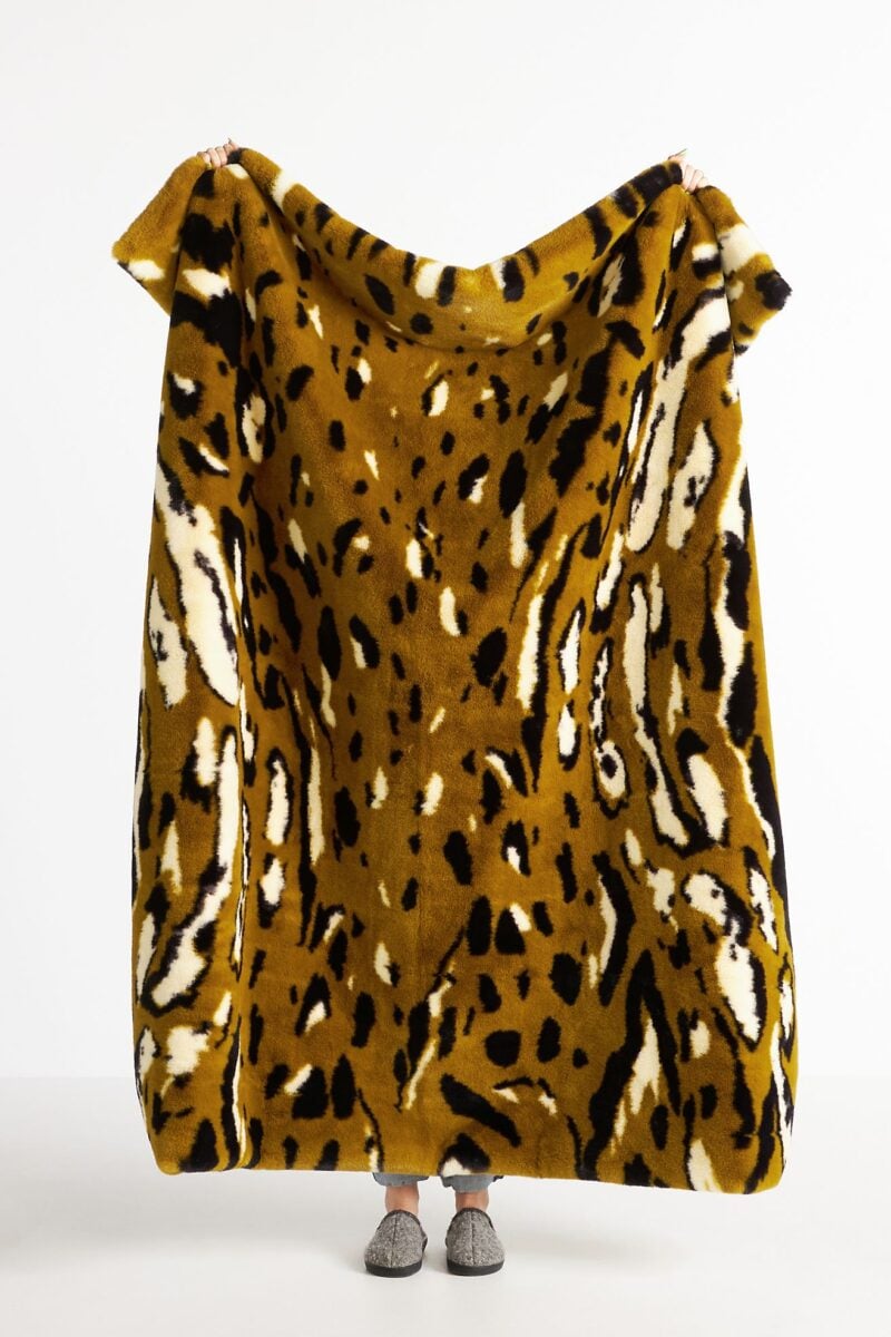 Galleria foto 'Anthropologie: 8 meravigliosi Plaid per scaldare con stile le tue sere di Dicembre!' - foto 2