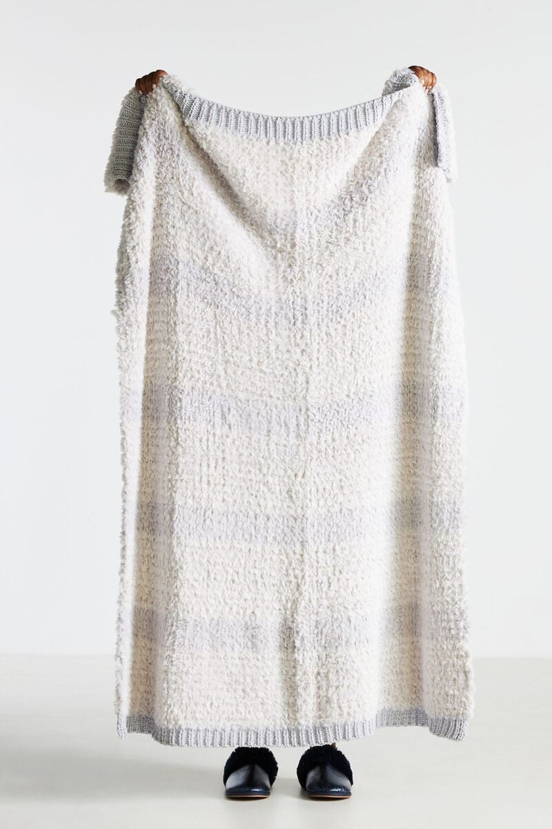 Galleria foto 'Anthropologie: 8 meravigliosi Plaid per scaldare con stile le tue sere di Dicembre!' - foto 7