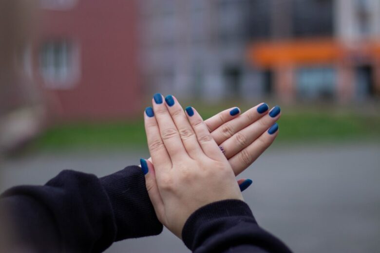 nails blu