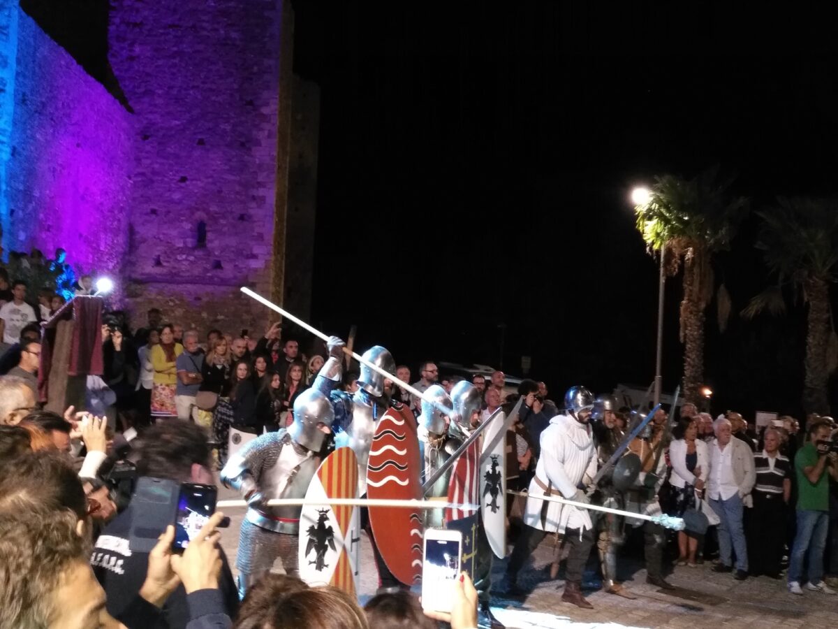 Galleria foto 'Murgia, 5 suggestivi Borghi tra Puglia e Basilicata da visitare assolutamente' - foto 3