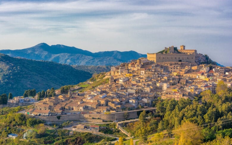 Montalbano Elicona borgo