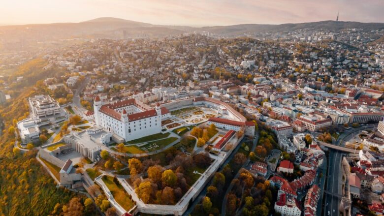 Bratislava città