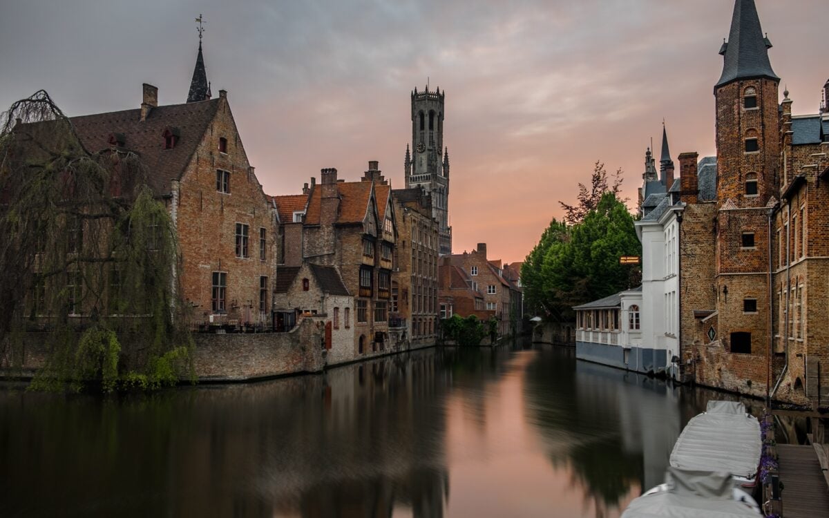 Galleria foto 'Bruges: 5 esperienze imperdibili nella romanticissima città belga' - foto 2