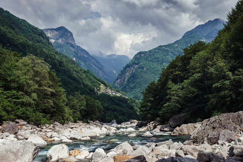 fiume maggia