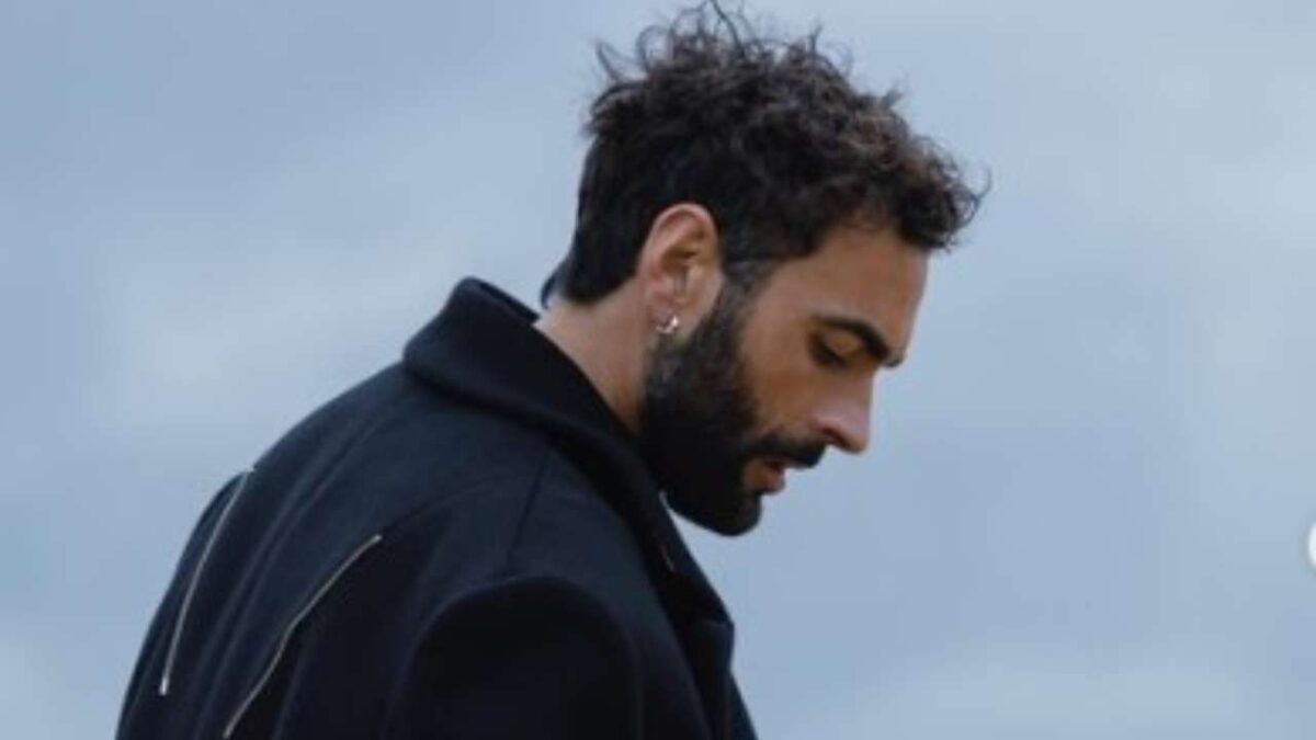 Sanremo 2023, Marco Mengoni abbandona lo smoking: il look in pelle lascia i Fan a bocca aperta!