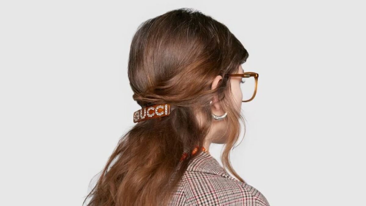Galleria foto '6 Accessori Capelli griffati da acquistare subito su Luisa Via Roma' - foto 1