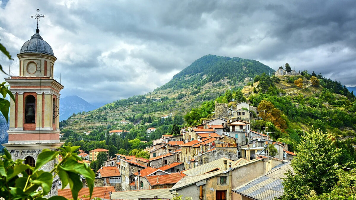 Borghi delle Streghe in Italia: 4 location cariche di mistero da visitare subito