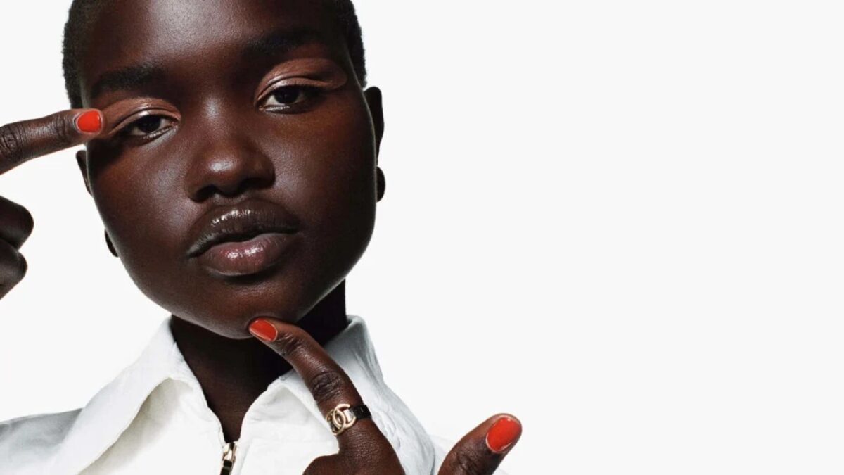 Chanel, Novità Make Up: 6 trucchi deluxe
