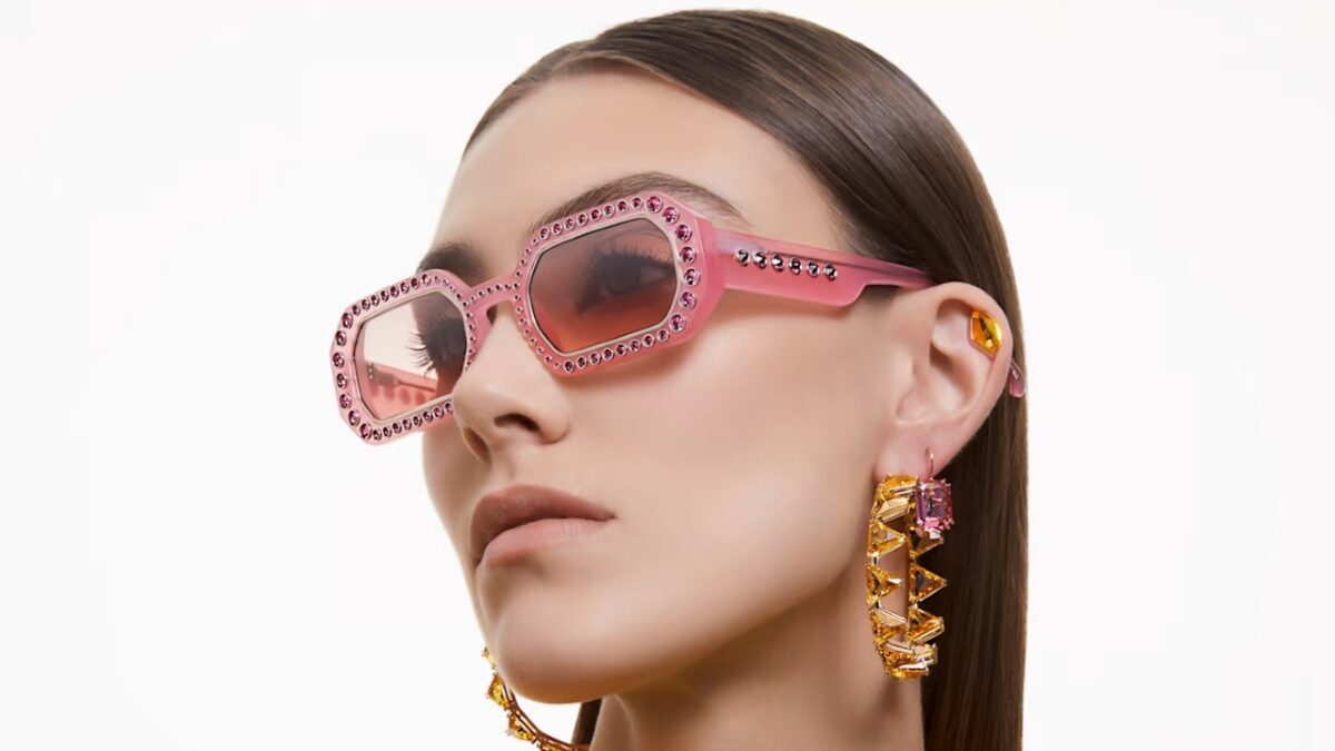 Occhiali da Sole Swarovski, 7 modelli super sparkling per illuminare il viso