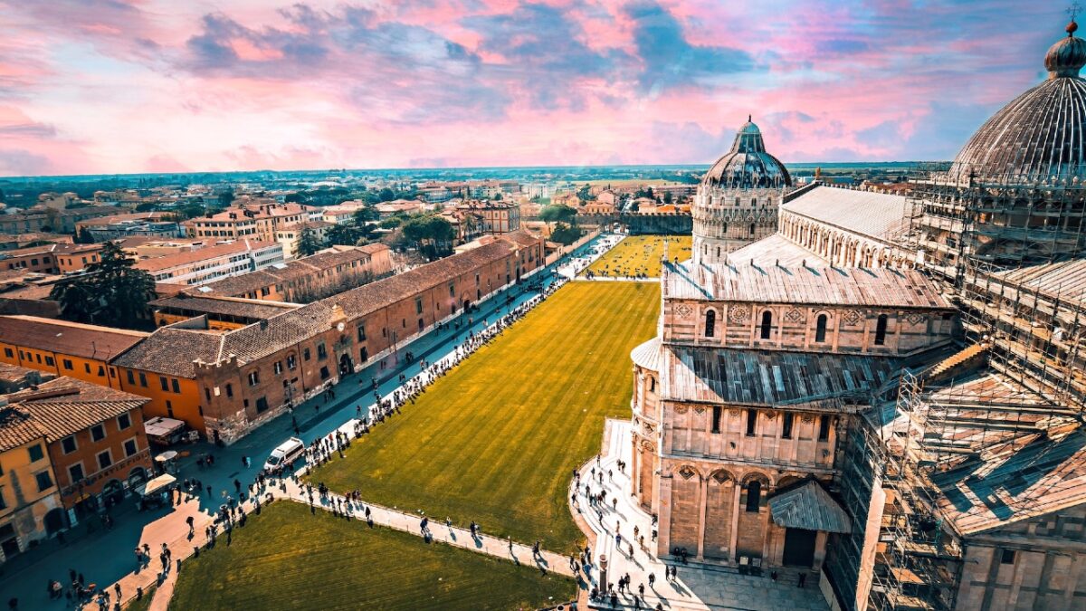 Pisa, cosa vedere oltre la Torre pendente: 5 attrazioni imperdibili!