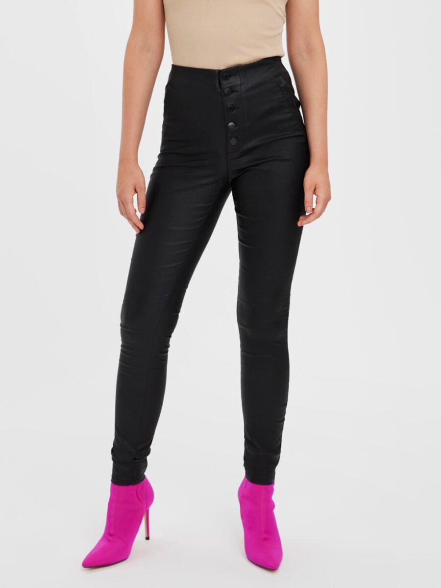 Galleria foto 'Vero Moda: 4 outfit chic del brand a meno di 50 euro' - foto 10