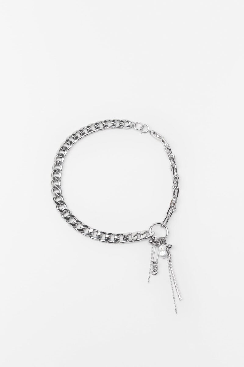 Galleria foto '8 Capi e Accessori Zara che faranno sembrare i tuoi Look costosi e sofisticati!' - foto 3