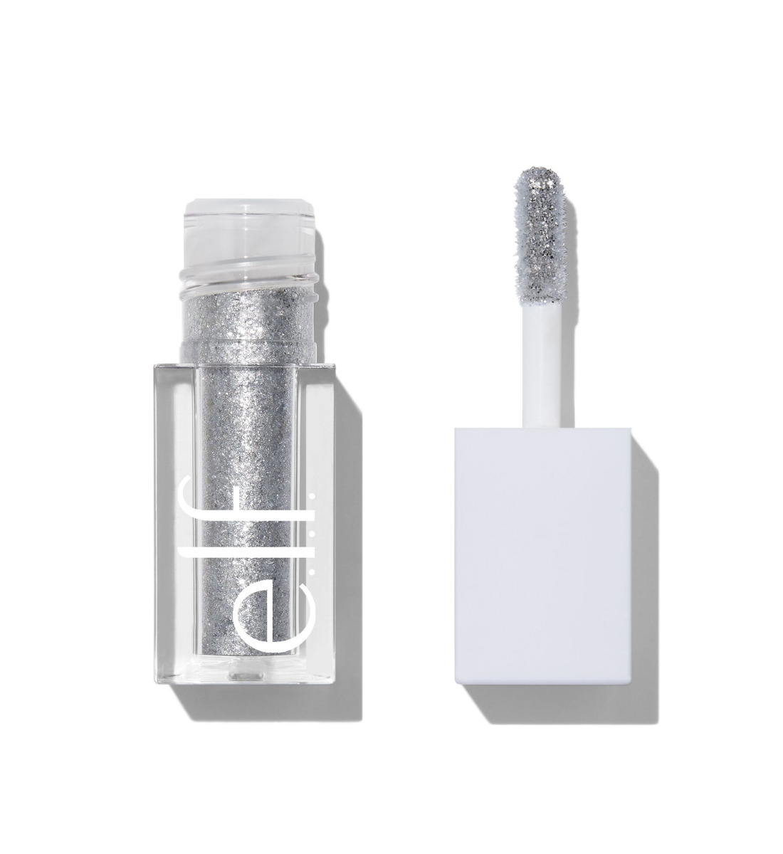 Galleria foto 'Glitter Eyeshadow, 6 ombretti virali su TikTok per un make up occhi da vere Star' - foto 6