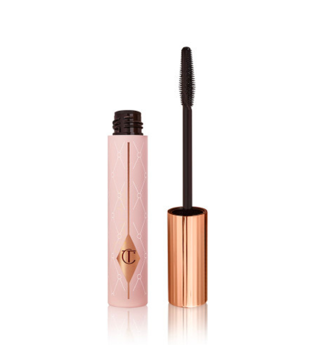 Galleria foto 'Charlotte Tilbury, 7 imperdibili Trucchi Total Pink della linea Make Up Pillow Talk' - foto 1