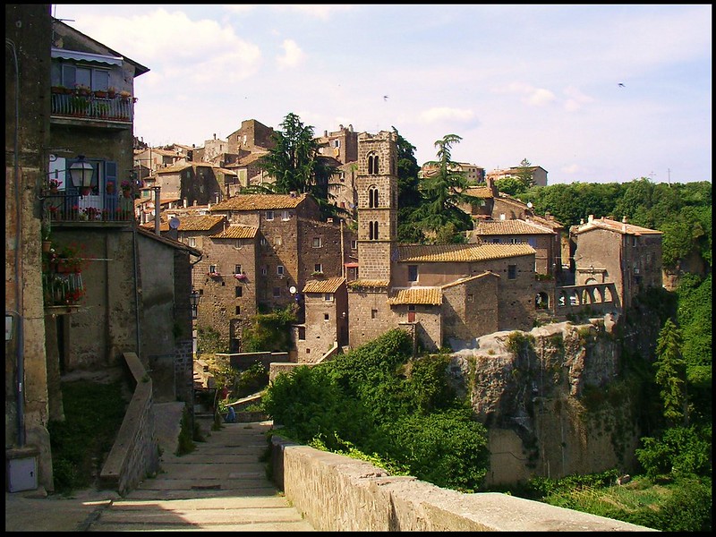 Galleria foto 'Borgo dei borghi: 5 località italiane che si contenderanno il titolo per il 2023' - foto 4