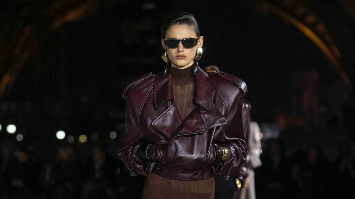 Parigi Fashion Week, 7 Capi e Accessori dalla nuova Collezione firmata Saint Laurent