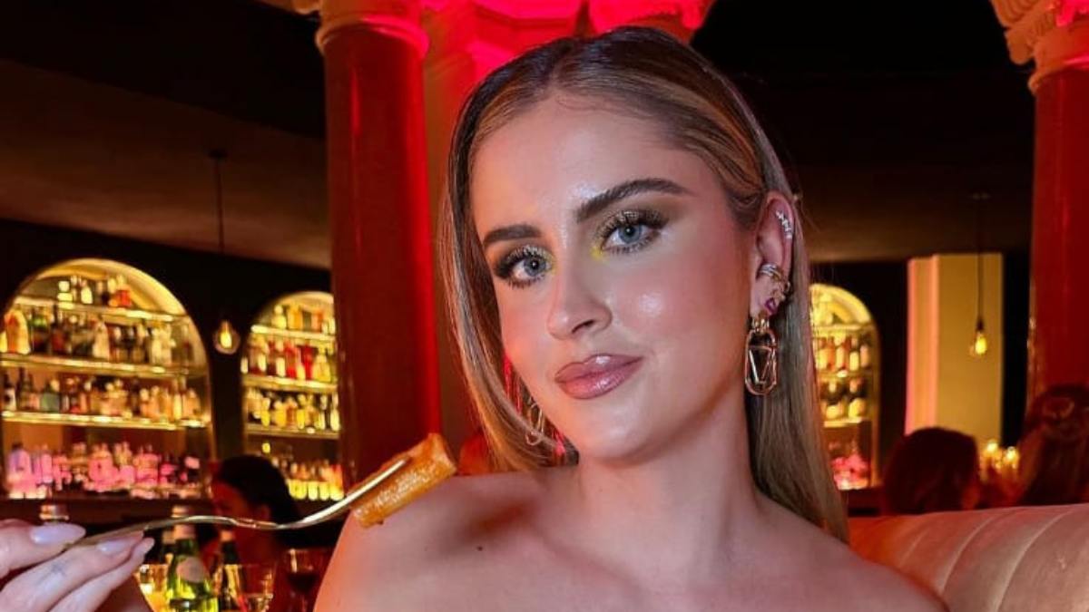 Valentina Ferragni, look super Hot: i giochi di trasparenze non lasciano spazio all’immaginazione!