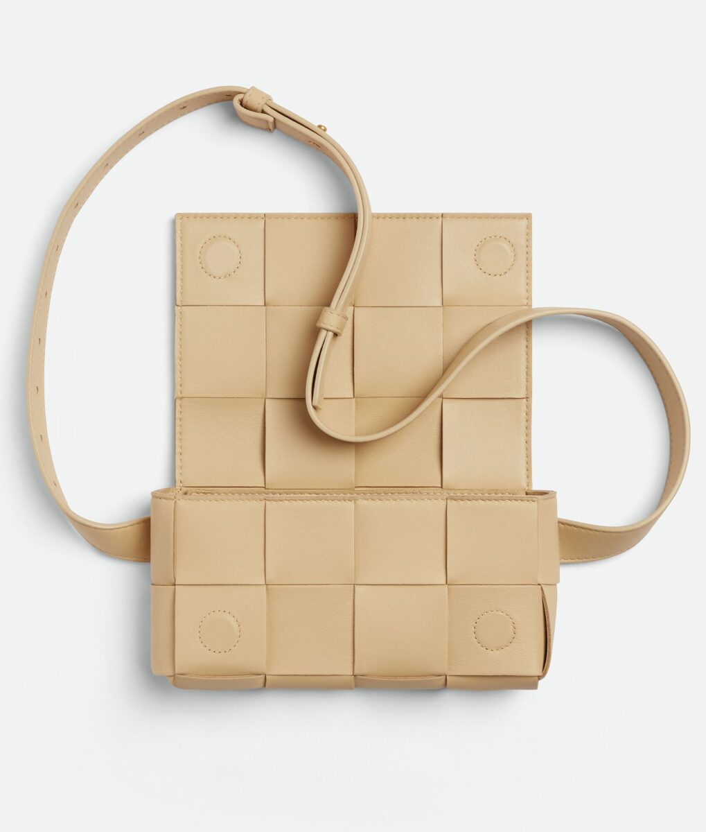 Galleria foto 'Sling Bag, 6 Borse super trendy da mettere in wishlist' - foto 7