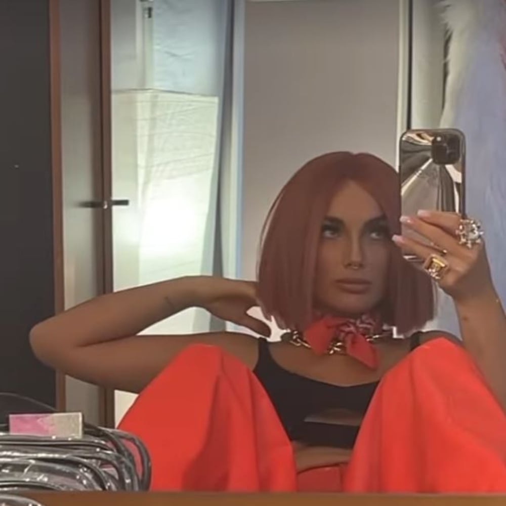 Galleria foto 'Elettra Lamborghini, il nuovo look sconvolge i fan. È super sexy!' - foto 2