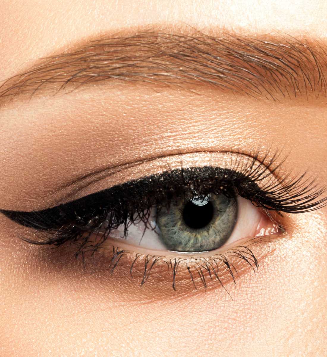 Galleria foto 'Come ingrandire gli Occhi con il Make up: 7 Tips imperdibili per uno sguardo che cattura!' - foto 6