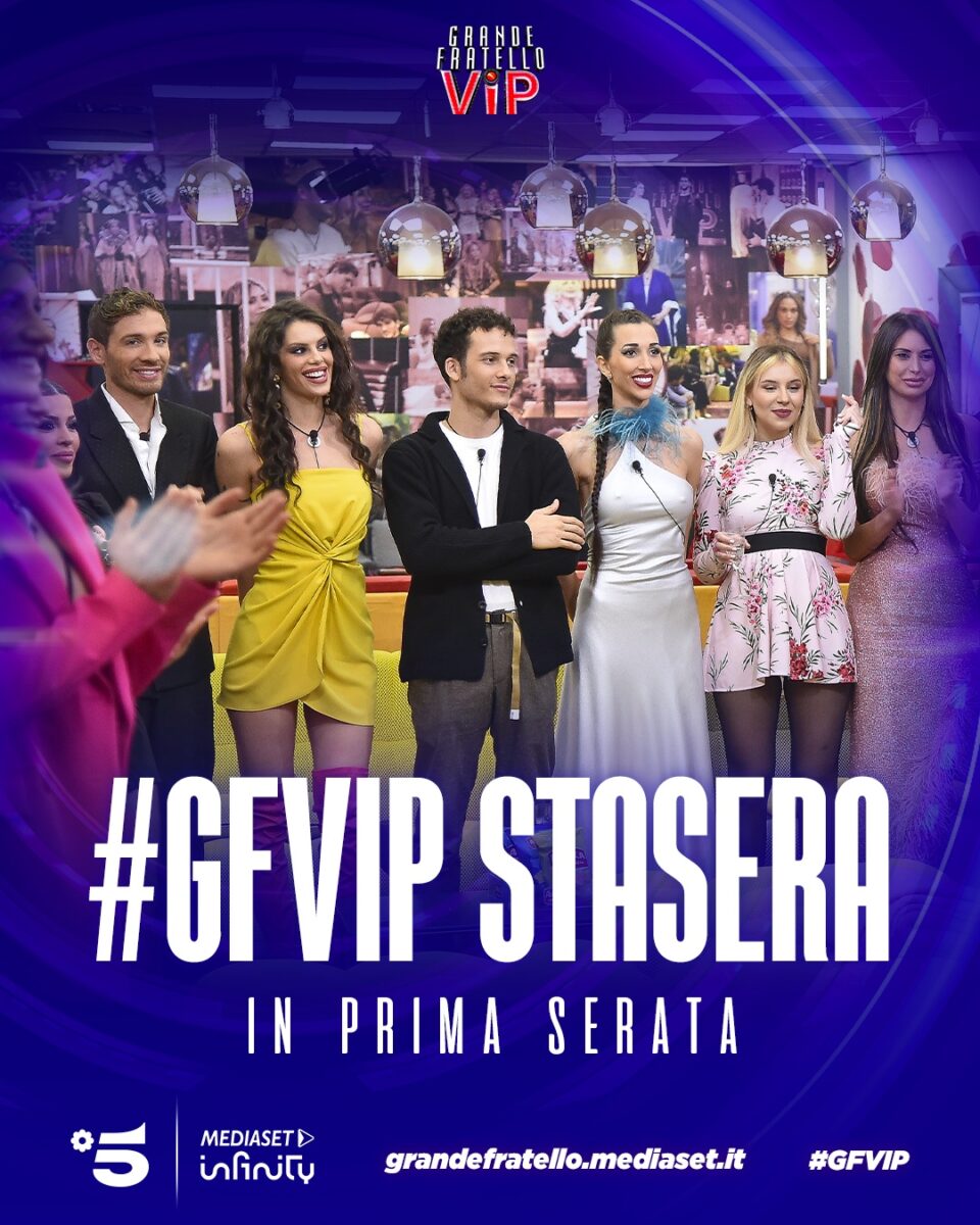 Galleria foto 'Grande Fratello Vip, Signorini censura i Look osé: Milena Miconi sempre più Casta!' - foto 1